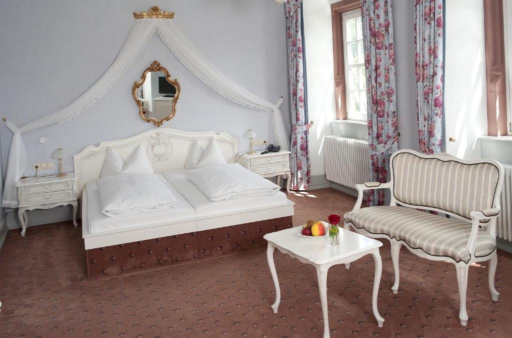 Schlosshotel Hirschhorn Værelse billede