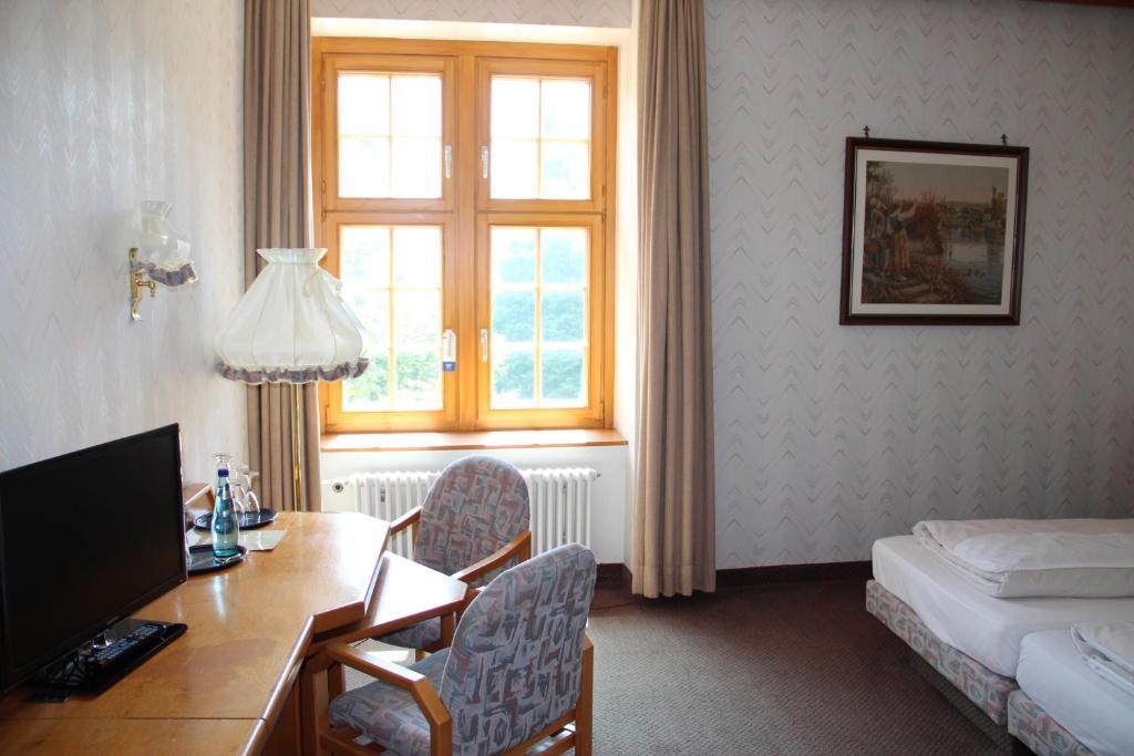 Schlosshotel Hirschhorn Værelse billede